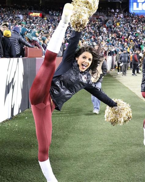 crotch shots of cheerleaders